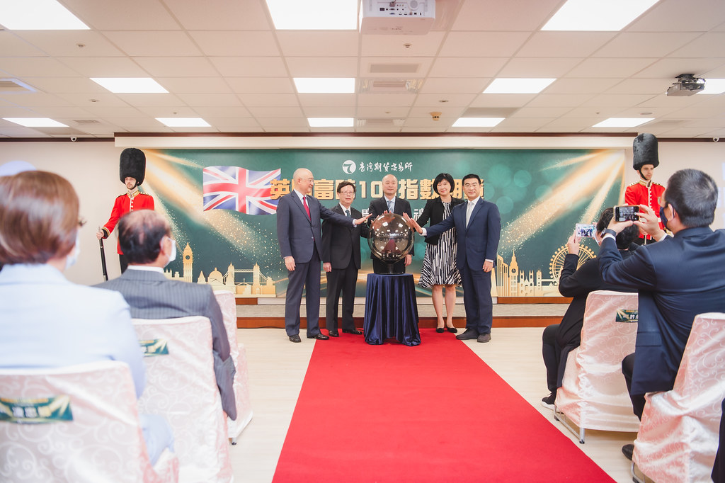 [即拍即印]英國富時100指數期貨上市-最專業的團隊完成每場完美活動攝影，拍的不只好更要快! #尾牙攝影