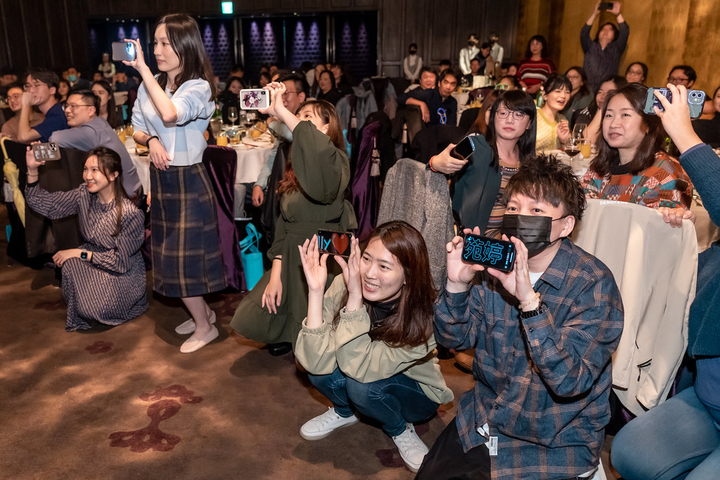 [活動攝影]2023年鉅晶國際尾牙-最專業的團隊完成每場完美活動攝影，拍的不只好更要快! #活動拍立得