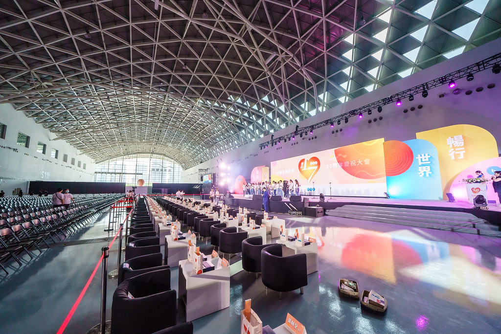 [活動攝影]全美世界17周年慶-最專業的團隊完成每場完美活動攝影，拍的不只好更要快! #即拍即印