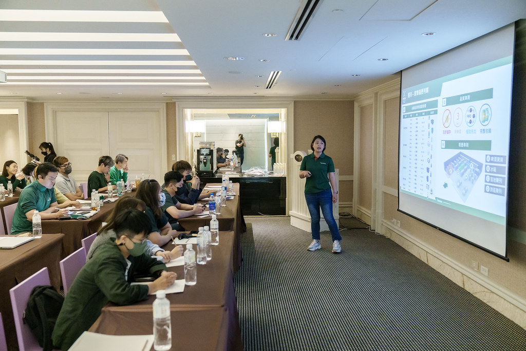[活動攝影]海尼根2023年春酒活動-最專業的團隊完成每場完美活動攝影，拍的不只好更要快! #即拍即印