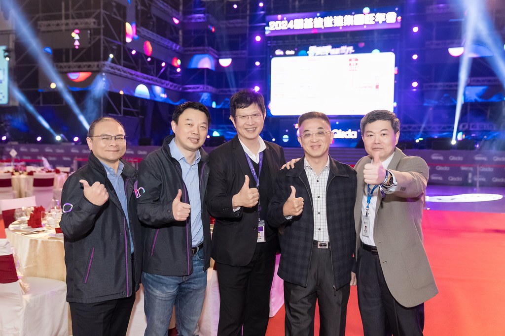 [活動攝影]2024明基佳世達集團旺年會-最專業的團隊完成每場完美活動攝影，拍的不只好更要快! #活動拍立得