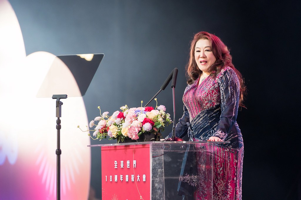 [活動攝影]全美世界18周年慶-最專業的團隊完成每場完美活動攝影，拍的不只好更要快! #即拍即印