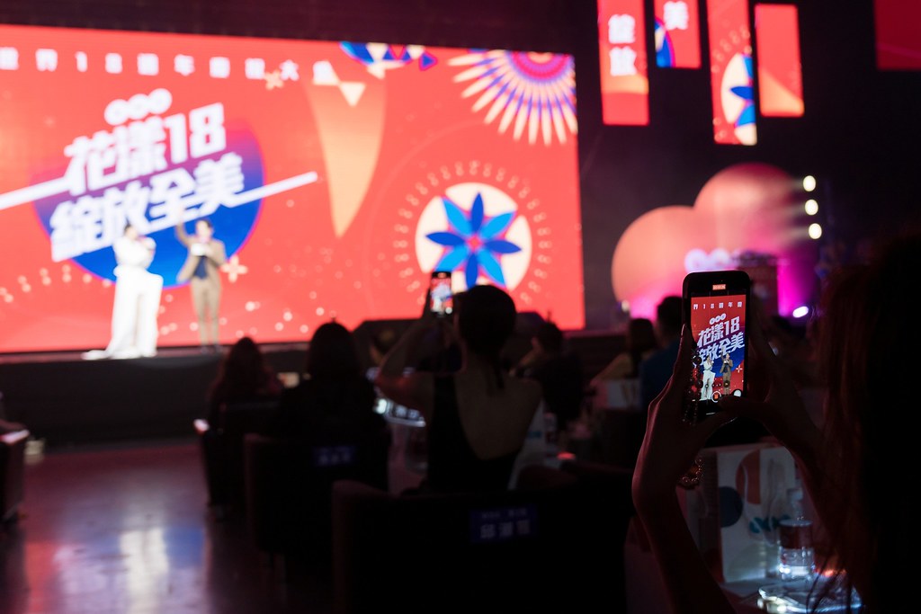 [活動攝影]全美世界18周年慶-最專業的團隊完成每場完美活動攝影，拍的不只好更要快! #即拍即印