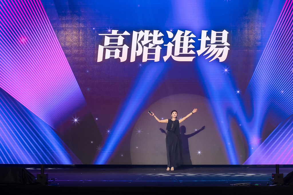 [活動攝影]全美世界18周年慶-最專業的團隊完成每場完美活動攝影，拍的不只好更要快! #即時攝影
