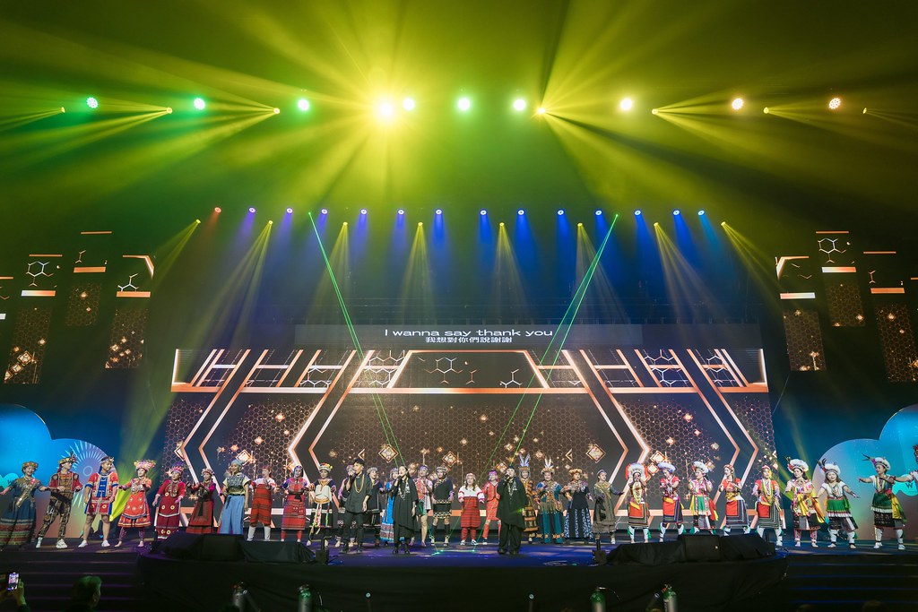 [活動攝影]全美世界18周年慶-最專業的團隊完成每場完美活動攝影，拍的不只好更要快! #活動拍攝