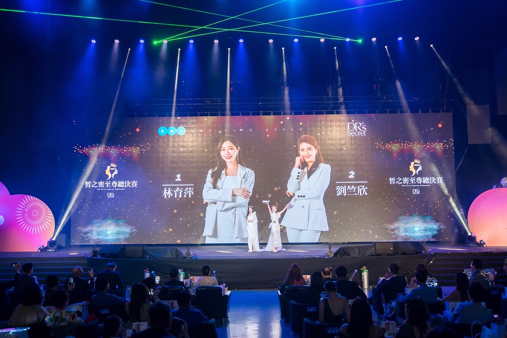[活動攝影]全美世界18周年慶-最專業的團隊完成每場完美活動攝影，拍的不只好更要快! #即拍即印
