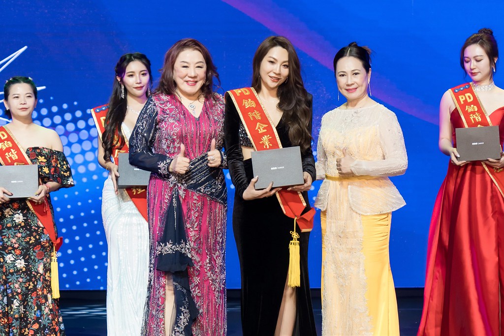 [活動攝影]全美世界18周年慶-最專業的團隊完成每場完美活動攝影，拍的不只好更要快! #尾牙攝影