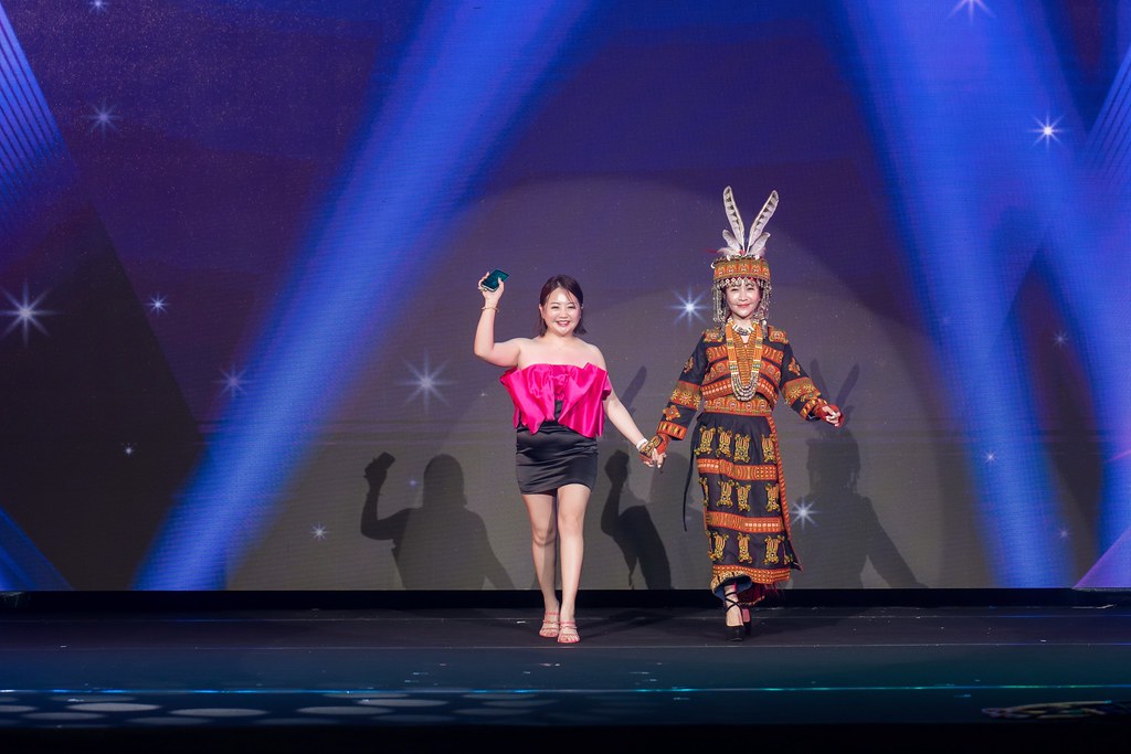 [活動攝影]全美世界18周年慶-最專業的團隊完成每場完美活動攝影，拍的不只好更要快! #雲端攝影