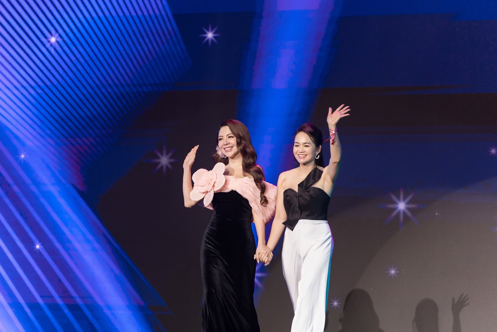 [活動攝影]全美世界18周年慶-最專業的團隊完成每場完美活動攝影，拍的不只好更要快! #活動攝影