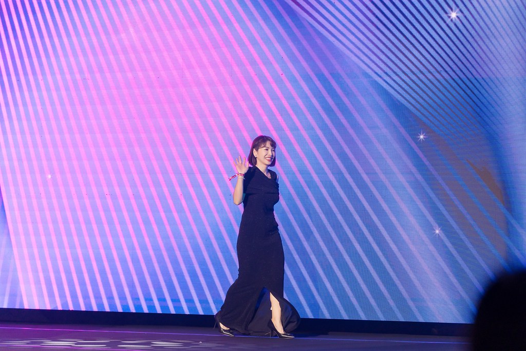 [活動攝影]全美世界18周年慶-最專業的團隊完成每場完美活動攝影，拍的不只好更要快! #即時攝影
