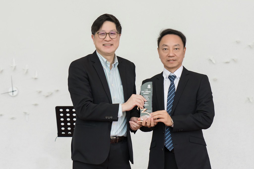 [即拍即印]2024富邦人壽團險部鑫高峰會議-最專業的團隊完成每場完美活動攝影，拍的不只好更要快! #尾牙攝影