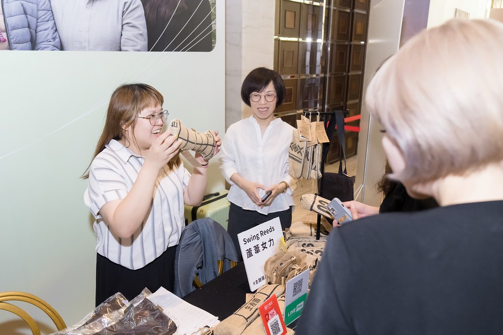 [活動攝影] 2024力曼開幕大會-最專業的團隊完成每場完美活動攝影，拍的不只好更要快! #活動拍立得