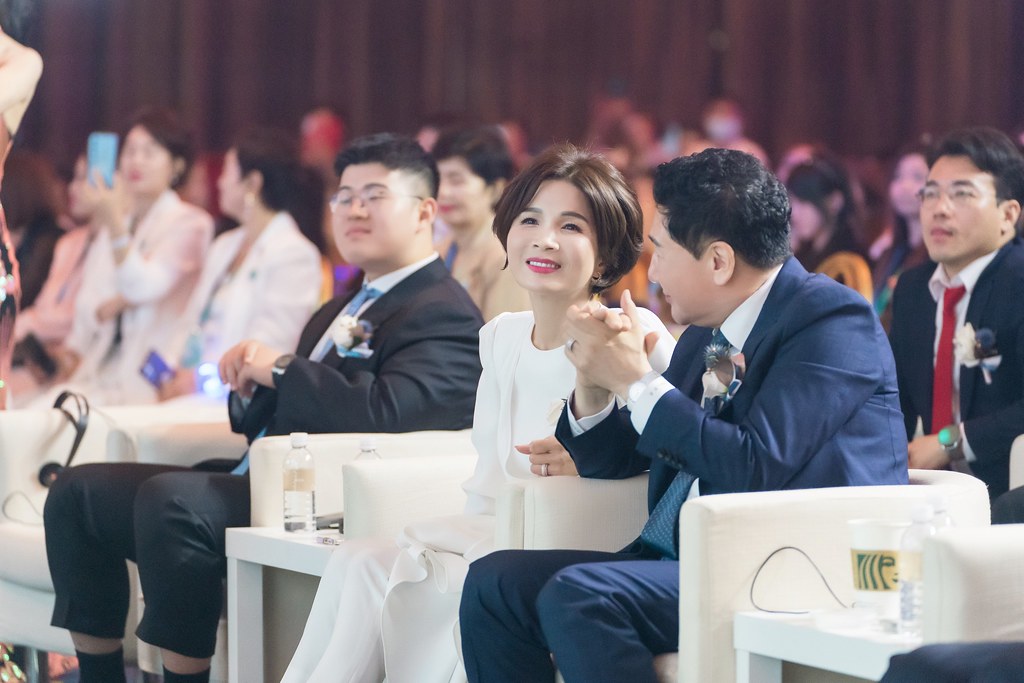 [活動攝影] 2024力曼開幕大會-最專業的團隊完成每場完美活動攝影，拍的不只好更要快! #即拍即印