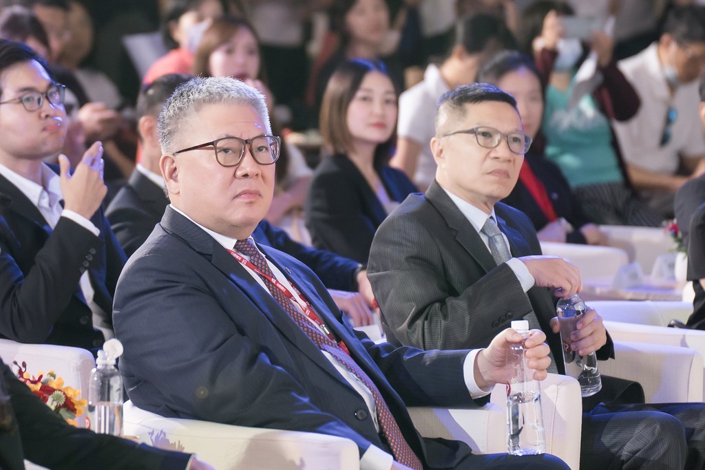 [活動攝影]台新銀行 玫瑰卡、太陽卡上市記者會-最專業的團隊完成每場完美活動攝影，拍的不只好更要快! #即拍即印