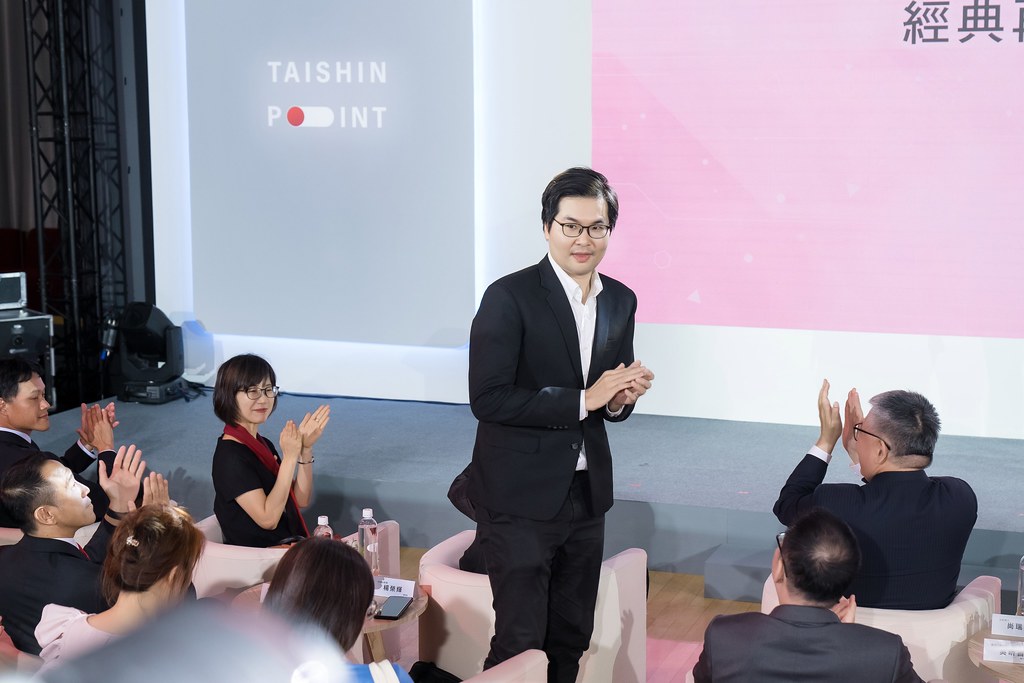 [活動攝影]台新銀行 玫瑰卡、太陽卡上市記者會-最專業的團隊完成每場完美活動攝影，拍的不只好更要快! #活動拍立得