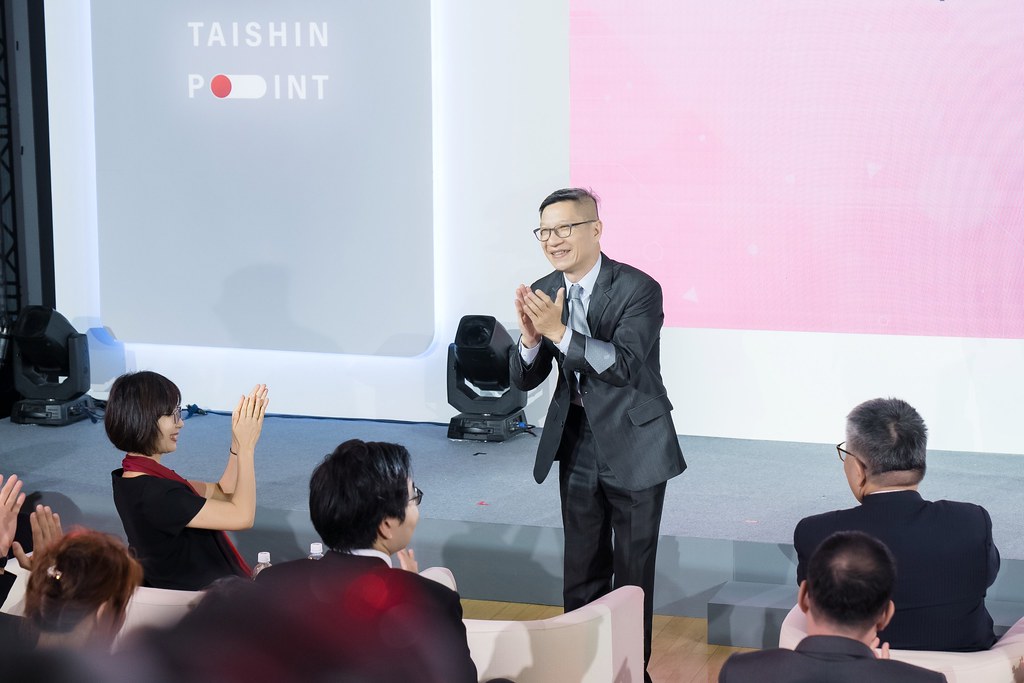 [活動攝影]台新銀行 玫瑰卡、太陽卡上市記者會-最專業的團隊完成每場完美活動攝影，拍的不只好更要快! #活動攝影