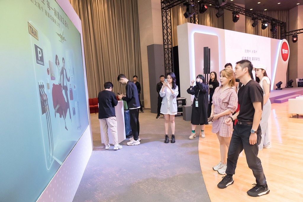 [活動攝影]台新銀行 玫瑰卡、太陽卡上市記者會-最專業的團隊完成每場完美活動攝影，拍的不只好更要快! #活動攝影