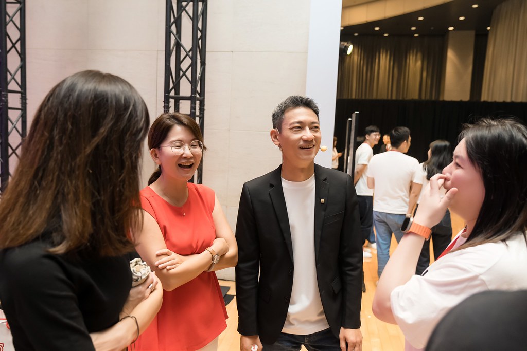 [活動攝影]台新銀行 玫瑰卡、太陽卡上市記者會-最專業的團隊完成每場完美活動攝影，拍的不只好更要快! #即拍即印