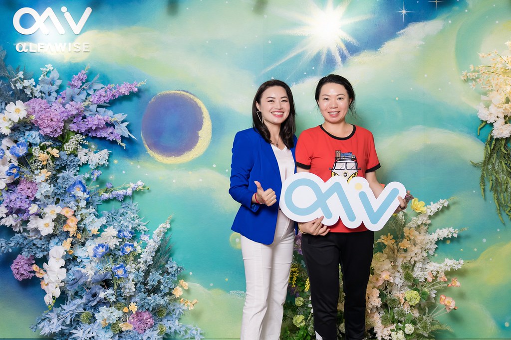 [即拍即印]愛樂唯台中辦公室啟用-最專業的團隊完成每場完美活動攝影，拍的不只好更要快! #活動拍立得