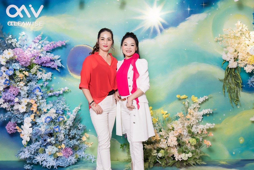 [即拍即印]愛樂唯台中辦公室啟用-最專業的團隊完成每場完美活動攝影，拍的不只好更要快! #即時攝影