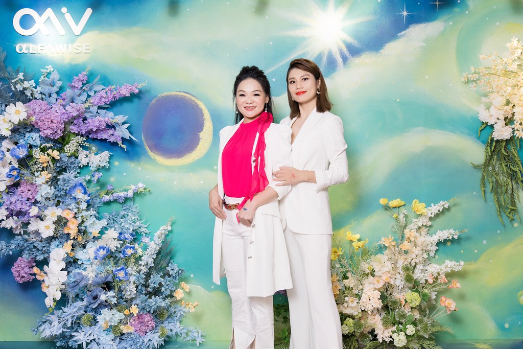 [即拍即印]愛樂唯台中辦公室啟用-最專業的團隊完成每場完美活動攝影，拍的不只好更要快! #活動拍攝