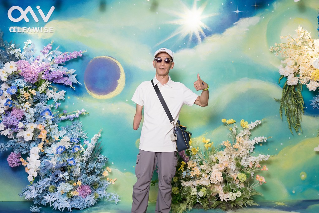 [即拍即印]愛樂唯台中辦公室啟用-最專業的團隊完成每場完美活動攝影，拍的不只好更要快! #尾牙攝影