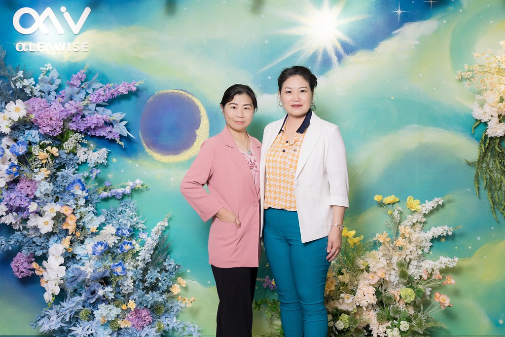 [即拍即印]愛樂唯台中辦公室啟用-最專業的團隊完成每場完美活動攝影，拍的不只好更要快! #雲端攝影