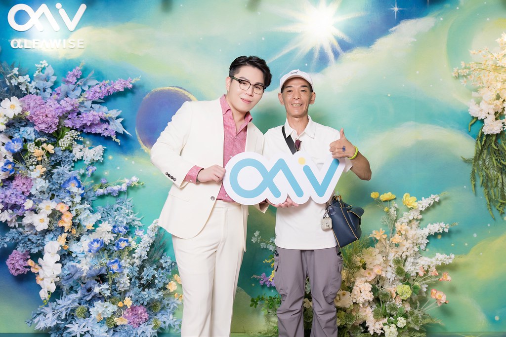 [即拍即印]愛樂唯台中辦公室啟用-最專業的團隊完成每場完美活動攝影，拍的不只好更要快! #活動攝影