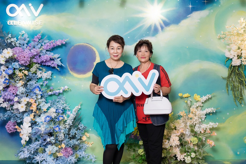 [即拍即印]愛樂唯台中辦公室啟用-最專業的團隊完成每場完美活動攝影，拍的不只好更要快! #即拍即印