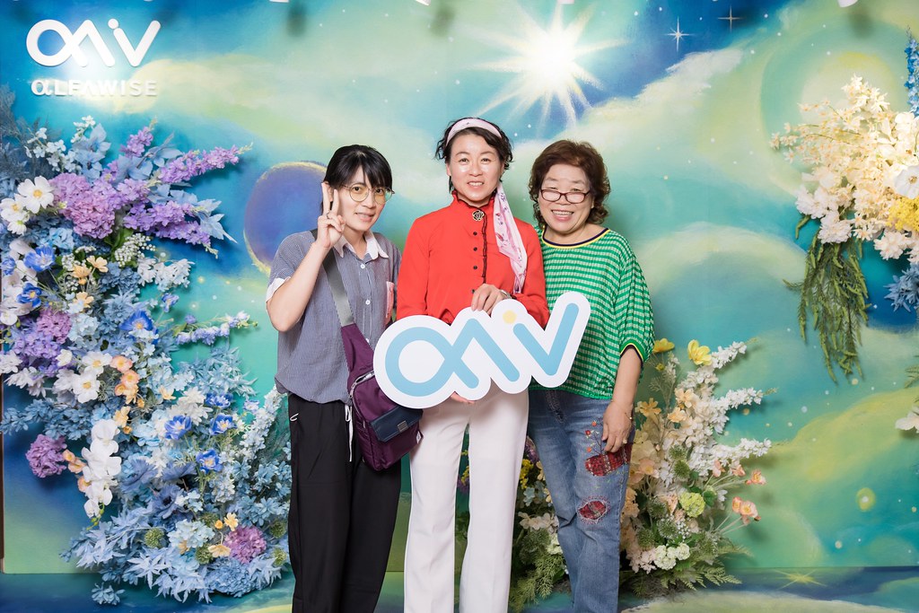 [即拍即印]愛樂唯台中辦公室啟用-最專業的團隊完成每場完美活動攝影，拍的不只好更要快! #即拍即印