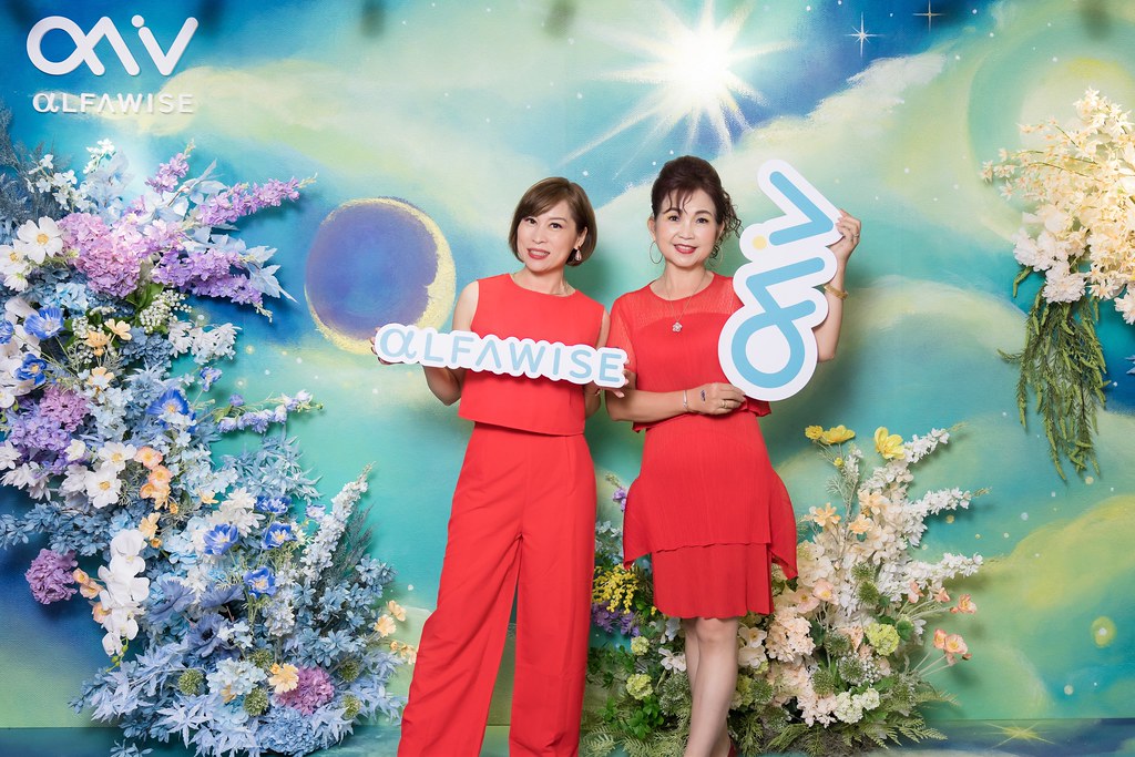 [即拍即印]愛樂唯台中辦公室啟用-最專業的團隊完成每場完美活動攝影，拍的不只好更要快! #活動拍攝