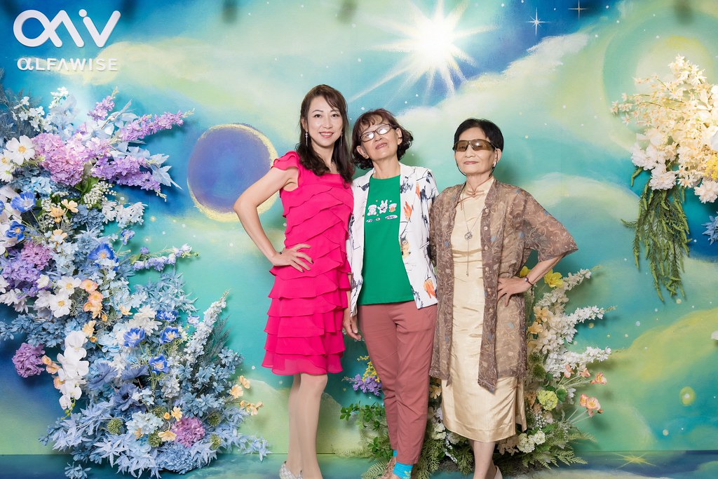 [即拍即印]愛樂唯台中辦公室啟用-最專業的團隊完成每場完美活動攝影，拍的不只好更要快! #活動拍立得