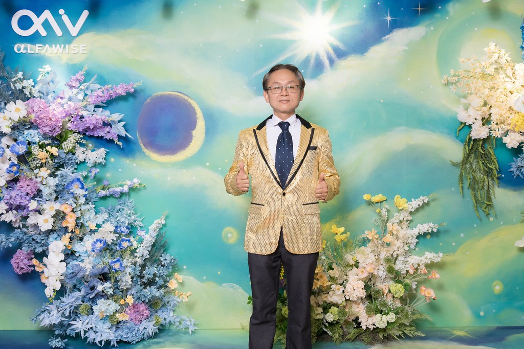 [即拍即印]愛樂唯台中辦公室啟用-最專業的團隊完成每場完美活動攝影，拍的不只好更要快! #尾牙攝影