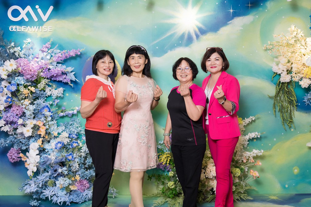 [即拍即印]愛樂唯台中辦公室啟用-最專業的團隊完成每場完美活動攝影，拍的不只好更要快! #活動拍攝