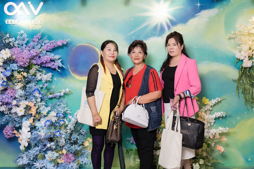 [即拍即印]愛樂唯台中辦公室啟用-最專業的團隊完成每場完美活動攝影，拍的不只好更要快! #活動拍攝