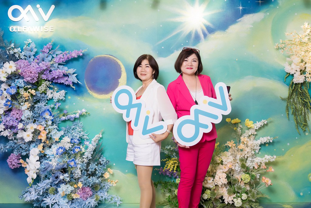 [即拍即印]愛樂唯台中辦公室啟用-最專業的團隊完成每場完美活動攝影，拍的不只好更要快! #雲端攝影