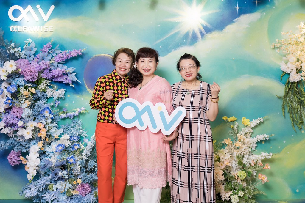 [即拍即印]愛樂唯台中辦公室啟用-最專業的團隊完成每場完美活動攝影，拍的不只好更要快! #雲端攝影