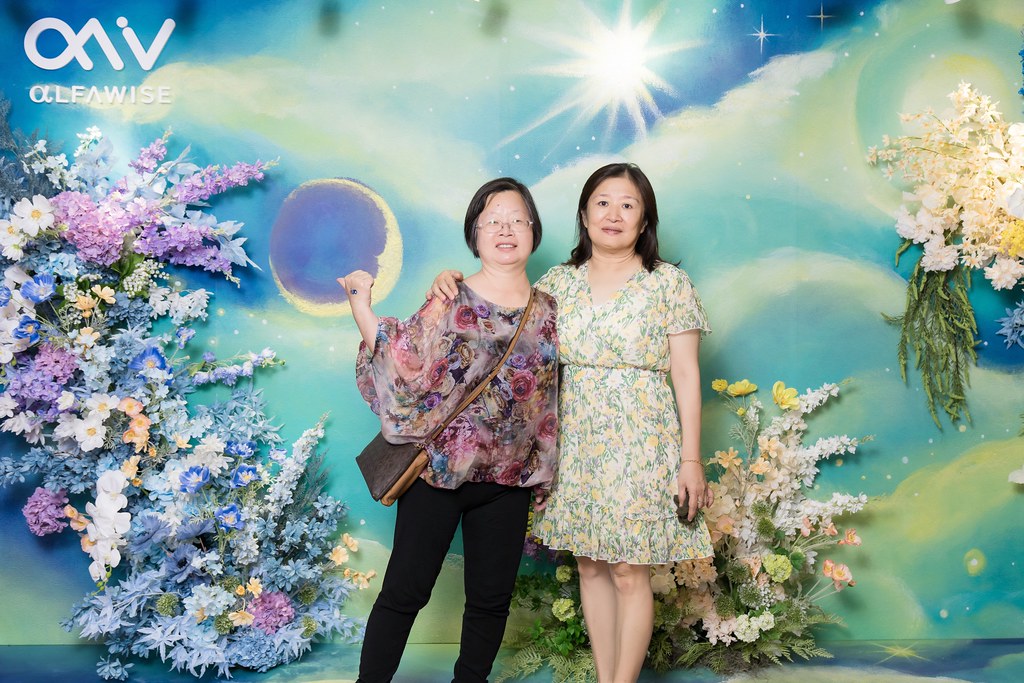 [即拍即印]愛樂唯台中辦公室啟用-最專業的團隊完成每場完美活動攝影，拍的不只好更要快! #即時攝影