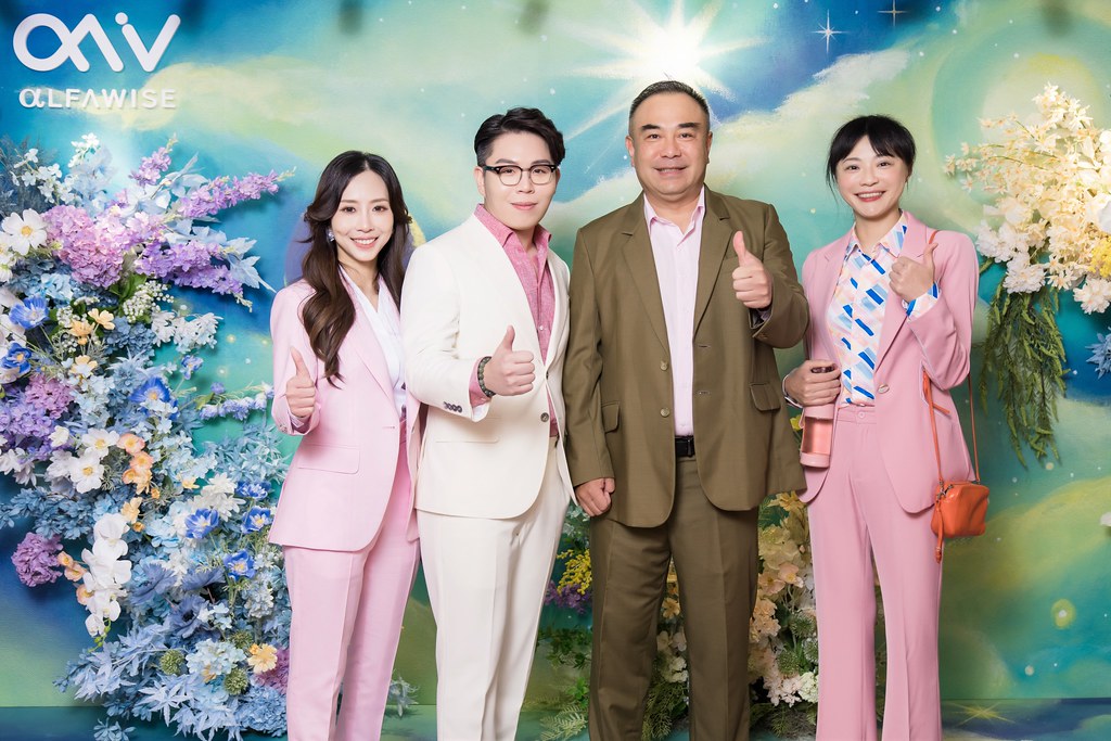 [即拍即印]愛樂唯台中辦公室啟用-最專業的團隊完成每場完美活動攝影，拍的不只好更要快! #尾牙攝影