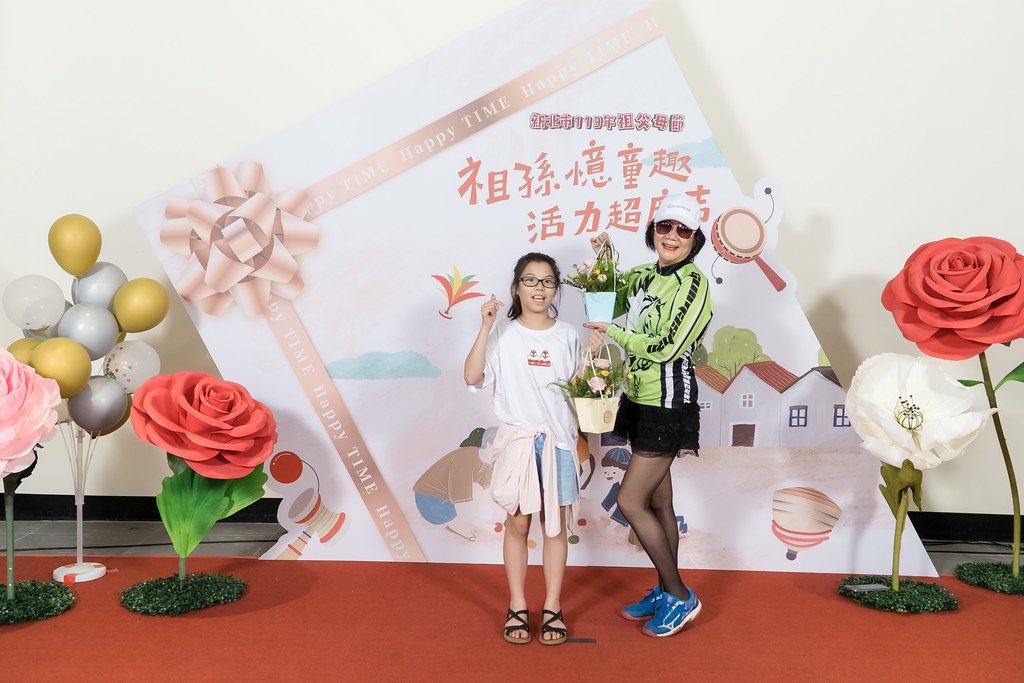 [即拍即印]新北市113年祖父母節-最專業的團隊完成每場完美活動攝影，拍的不只好更要快! #即時攝影