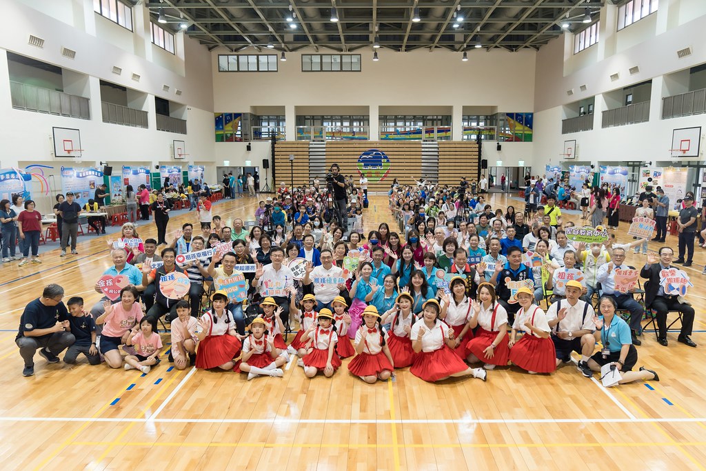 [活動攝影]新北市113年祖父母節-最專業的團隊完成每場完美活動攝影，拍的不只好更要快! #即拍即印