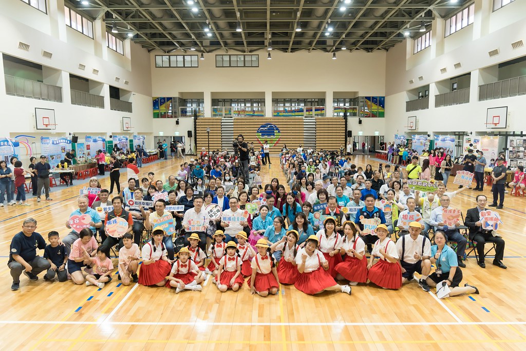 [活動攝影]新北市113年祖父母節-最專業的團隊完成每場完美活動攝影，拍的不只好更要快! #尾牙攝影