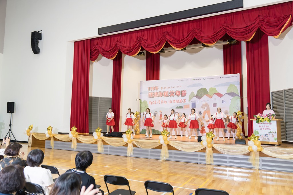 [活動攝影]新北市113年祖父母節-最專業的團隊完成每場完美活動攝影，拍的不只好更要快! #活動拍立得
