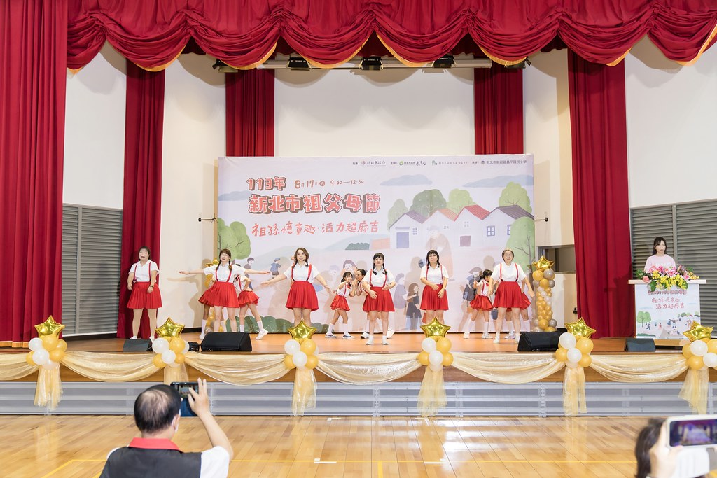 [活動攝影]新北市113年祖父母節-最專業的團隊完成每場完美活動攝影，拍的不只好更要快! #即拍即印