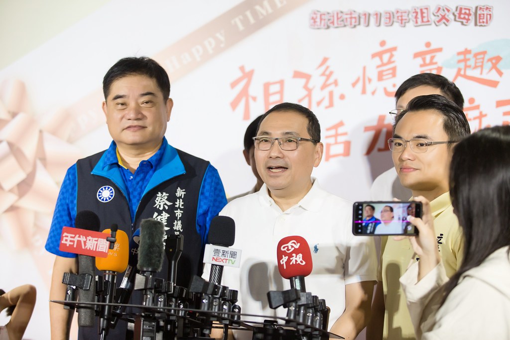 [活動攝影]新北市113年祖父母節-最專業的團隊完成每場完美活動攝影，拍的不只好更要快! #即拍即印