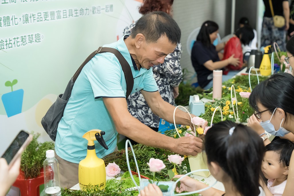 [活動攝影]新北市113年祖父母節-最專業的團隊完成每場完美活動攝影，拍的不只好更要快! #活動拍立得