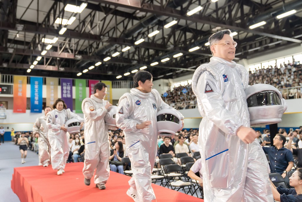 [活動攝影]陽明交通大學開學典禮-最專業的團隊完成每場完美活動攝影，拍的不只好更要快! #活動拍立得