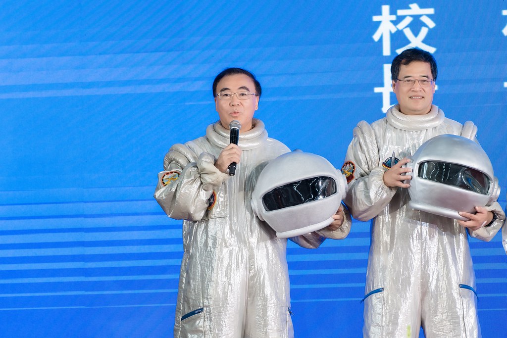 [活動攝影]陽明交通大學開學典禮-最專業的團隊完成每場完美活動攝影，拍的不只好更要快! #活動拍立得