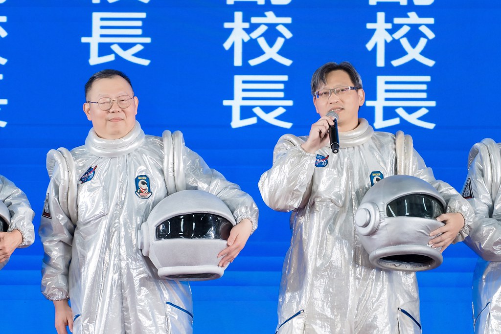 [活動攝影]陽明交通大學開學典禮-最專業的團隊完成每場完美活動攝影，拍的不只好更要快! #活動拍立得