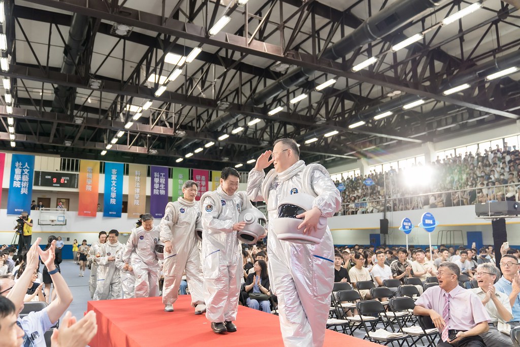 [活動攝影]陽明交通大學開學典禮-最專業的團隊完成每場完美活動攝影，拍的不只好更要快! #活動攝影